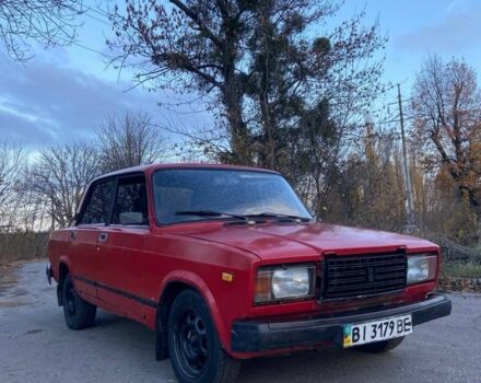 Красный ВАЗ 2107, объемом двигателя 1.3 л и пробегом 100 тыс. км за 358 $, фото 1 на Automoto.ua