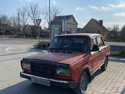 Красный ВАЗ 2107, объемом двигателя 0 л и пробегом 30 тыс. км за 385 $, фото 1 на Automoto.ua