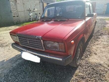 ВАЗ 2107 1992 у Луцьку на Automoto.ua Червоний ВАЗ 2107, об'ємом двигуна 1.5 л та пробігом 40 тис. км за 800 $, фото 1 на Automoto.ua
