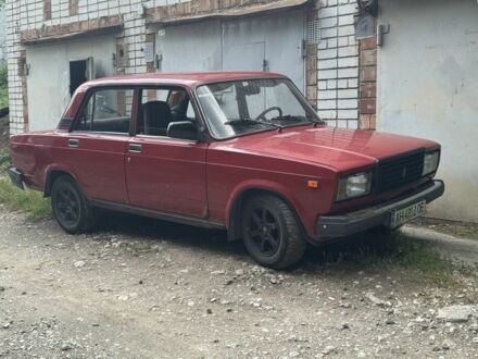 Красный ВАЗ 2107, объемом двигателя 0 л и пробегом 200 тыс. км за 700 $, фото 1 на Automoto.ua