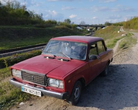 Красный ВАЗ 2107, объемом двигателя 1.5 л и пробегом 78 тыс. км за 550 $, фото 1 на Automoto.ua