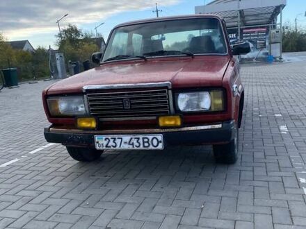 ВАЗ 2107 1993 в Луцке на Automoto.ua Красный ВАЗ 2107, объемом двигателя 1.5 л и пробегом 49 тыс. км за 650 $, фото 1 на Automoto.ua