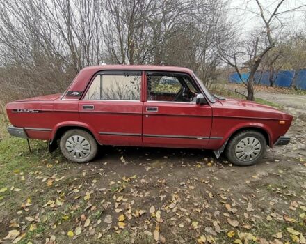 Красный ВАЗ 2107, объемом двигателя 1.5 л и пробегом 135 тыс. км за 1100 $, фото 1 на Automoto.ua