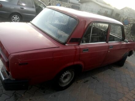 Красный ВАЗ 2107, объемом двигателя 0 л и пробегом 180 тыс. км за 680 $, фото 1 на Automoto.ua