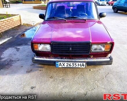 Красный ВАЗ 2107, объемом двигателя 1.5 л и пробегом 610 тыс. км за 600 $, фото 1 на Automoto.ua