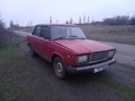 Красный ВАЗ 2107, объемом двигателя 0 л и пробегом 3 тыс. км за 593 $, фото 1 на Automoto.ua