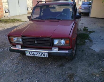 Червоний ВАЗ 2107, об'ємом двигуна 1.5 л та пробігом 170 тис. км за 1300 $, фото 1 на Automoto.ua