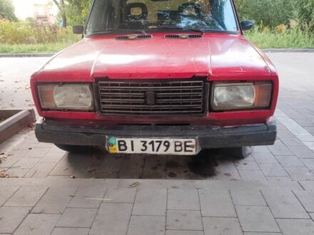 ВАЗ 2107 1994 в Полтаве на Automoto.ua Красный ВАЗ 2107, объемом двигателя 0 л и пробегом 2 тыс. км за 292 $, фото 1 на Automoto.ua