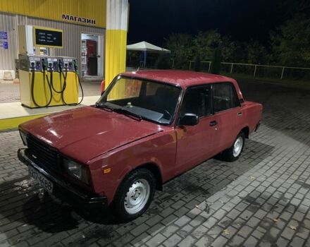 ВАЗ 2107 1994 в Смеле на Automoto.ua Красный ВАЗ 2107, объемом двигателя 0 л и пробегом 200 тыс. км за 559 $, фото 1 на Automoto.ua