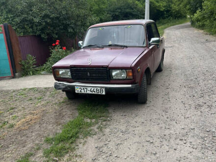 ВАЗ 2107 1994 в Чуднове на Automoto.ua Красный ВАЗ 2107, объемом двигателя 1.5 л и пробегом 100 тыс. км за 555 $, фото 1 на Automoto.ua