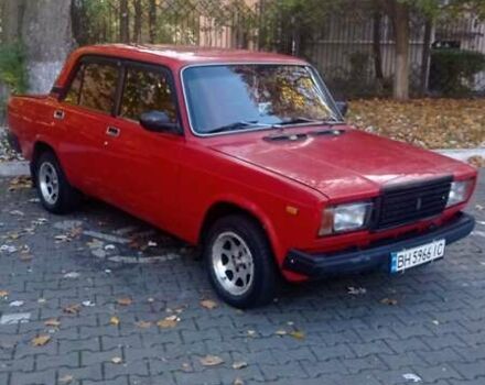 Красный ВАЗ 2107, объемом двигателя 1.5 л и пробегом 185 тыс. км за 1400 $, фото 1 на Automoto.ua