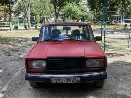 Красный ВАЗ 2107, объемом двигателя 1.5 л и пробегом 10 тыс. км за 371 $, фото 1 на Automoto.ua