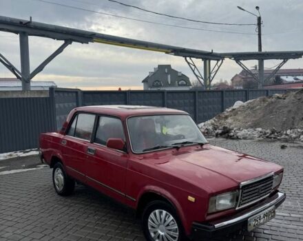 Красный ВАЗ 2107, объемом двигателя 1.3 л и пробегом 150 тыс. км за 428 $, фото 1 на Automoto.ua