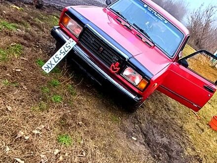 Красный ВАЗ 2107, объемом двигателя 1.7 л и пробегом 0 тыс. км за 800 $, фото 1 на Automoto.ua
