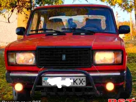 ВАЗ 2107 1995 в Виннице на Automoto.ua Красный ВАЗ 2107, объемом двигателя 1.5 л и пробегом 74 тыс. км за 1500 $, фото 1 на Automoto.ua