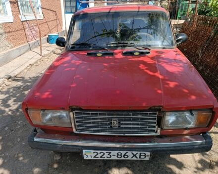 Красный ВАЗ 2107, объемом двигателя 1.5 л и пробегом 35 тыс. км за 594 $, фото 1 на Automoto.ua