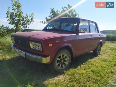 Красный ВАЗ 2107, объемом двигателя 1.45 л и пробегом 100 тыс. км за 1600 $, фото 1 на Automoto.ua