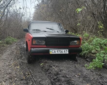 Красный ВАЗ 2107, объемом двигателя 1.5 л и пробегом 62 тыс. км за 550 $, фото 1 на Automoto.ua