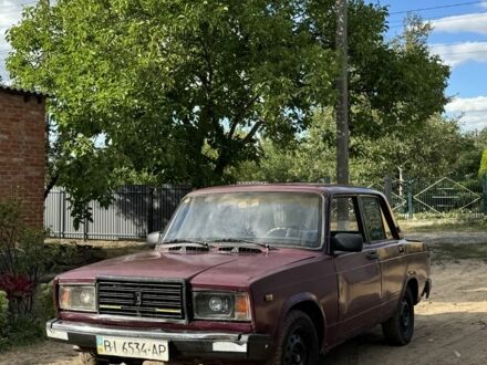 ВАЗ 2107 1996 в Новых Санжарах на Automoto.ua Красный ВАЗ 2107, объемом двигателя 1.5 л и пробегом 240 тыс. км за 385 $, фото 1 на Automoto.ua