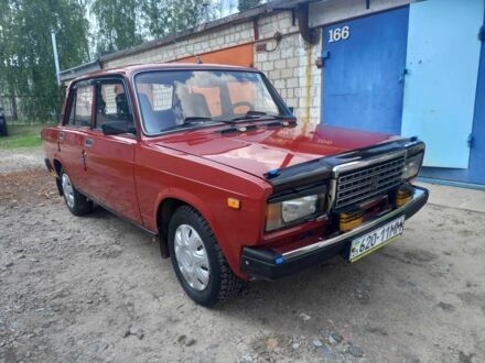 ВАЗ 2107 1996 у Чернігові на Automoto.ua Червоний ВАЗ 2107, об'ємом двигуна 1.5 л та пробігом 57 тис. км за 2150 $, фото 1 на Automoto.ua