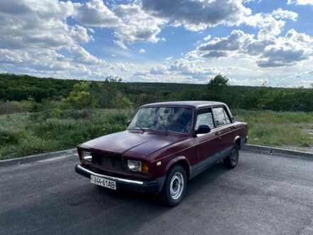 Красный ВАЗ 2107, объемом двигателя 0 л и пробегом 50 тыс. км за 16500 $, фото 1 на Automoto.ua