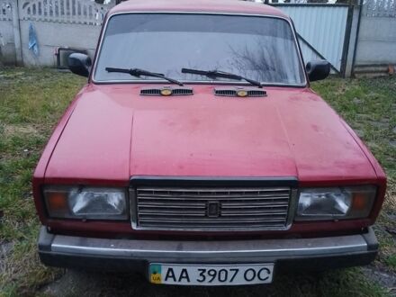 Красный ВАЗ 2107, объемом двигателя 1 л и пробегом 3 тыс. км за 750 $, фото 1 на Automoto.ua