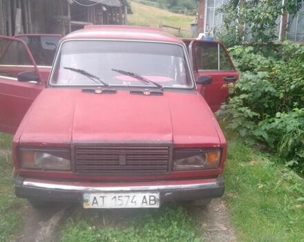 Красный ВАЗ 2107, объемом двигателя 7 л и пробегом 50 тыс. км за 500 $, фото 1 на Automoto.ua