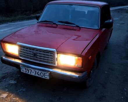 Красный ВАЗ 2107, объемом двигателя 1.6 л и пробегом 310 тыс. км за 360 $, фото 1 на Automoto.ua