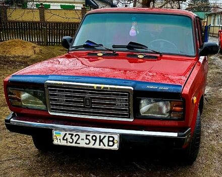 Красный ВАЗ 2107, объемом двигателя 1.3 л и пробегом 0 тыс. км за 480 $, фото 1 на Automoto.ua