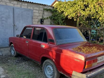 ВАЗ 2107 1997 в Казанке на Automoto.ua Красный ВАЗ 2107, объемом двигателя 1.5 л и пробегом 3 тыс. км за 645 $, фото 1 на Automoto.ua