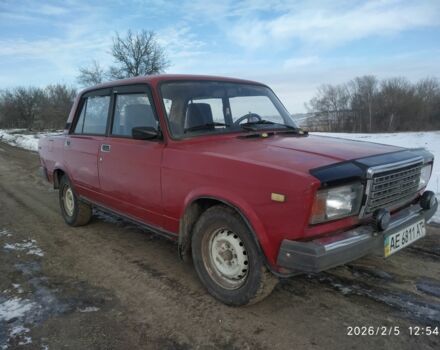 Красный ВАЗ 2107, объемом двигателя 1.5 л и пробегом 777 тыс. км за 813 $, фото 1 на Automoto.ua