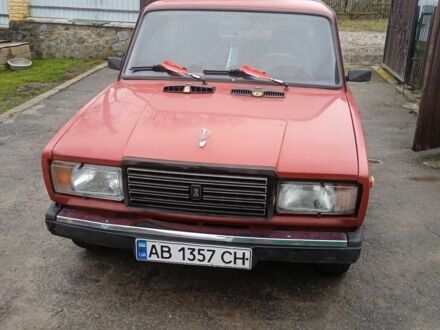 Красный ВАЗ 2107, объемом двигателя 0 л и пробегом 200 тыс. км за 1186 $, фото 1 на Automoto.ua