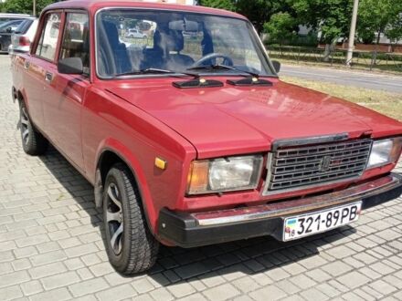 ВАЗ 2107 1998 в Остоге на Automoto.ua Красный ВАЗ 2107, объемом двигателя 1.3 л и пробегом 35 тыс. км за 1200 $, фото 1 на Automoto.ua