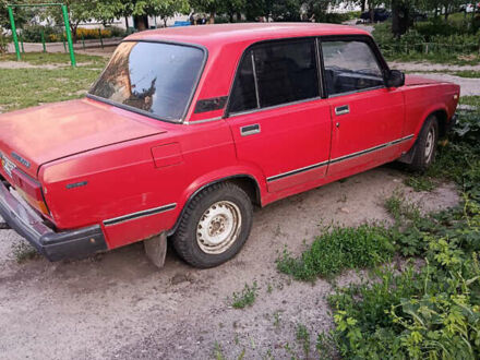 ВАЗ 2107 1999 у Ахтырке на Automoto.ua Червоний ВАЗ 2107, об'ємом двигуна 0 л та пробігом 60 тис. км за 850 $, фото 1 на Automoto.ua