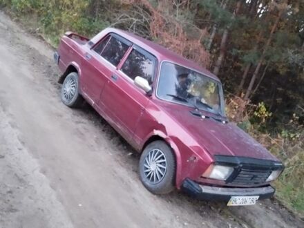 Красный ВАЗ 2107, объемом двигателя 0 л и пробегом 1000 тыс. км за 500 $, фото 1 на Automoto.ua