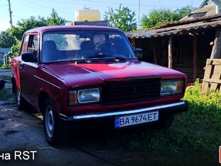 ВАЗ 2107 2000 в Знаменке на Automoto.ua Красный ВАЗ 2107, объемом двигателя 1.5 л и пробегом 100 тыс. км за 370 $, фото 1 на Automoto.ua