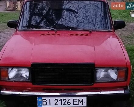 Красный ВАЗ 2107, объемом двигателя 1.5 л и пробегом 420 тыс. км за 797 $, фото 1 на Automoto.ua
