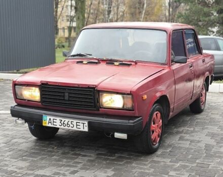 Красный ВАЗ 2107, объемом двигателя 0 л и пробегом 222 тыс. км за 350 $, фото 1 на Automoto.ua