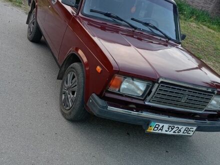 ВАЗ 2107 2001 у Александрие на Automoto.ua Червоний ВАЗ 2107, об'ємом двигуна 1.5 л та пробігом 25 тис. км за 600 $, фото 1 на Automoto.ua