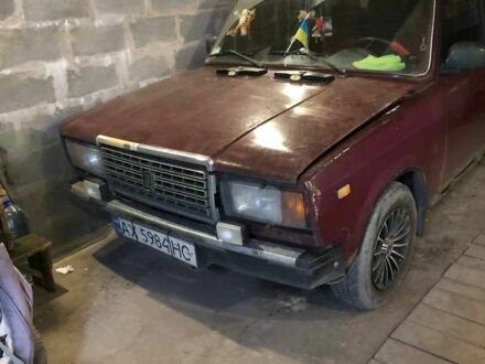 ВАЗ 2107 2002 в Харькове на Automoto.ua Красный ВАЗ 2107, объемом двигателя 1.6 л и пробегом 100 тыс. км за 550 $, фото 1 на Automoto.ua
