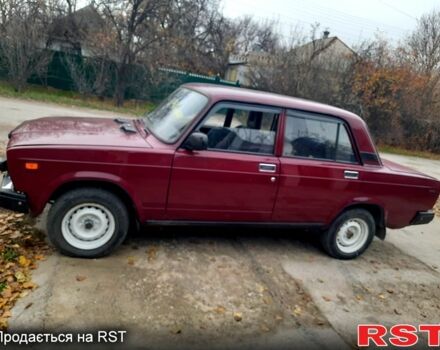 Красный ВАЗ 2107, объемом двигателя 1.5 л и пробегом 0 тыс. км за 1150 $, фото 1 на Automoto.ua