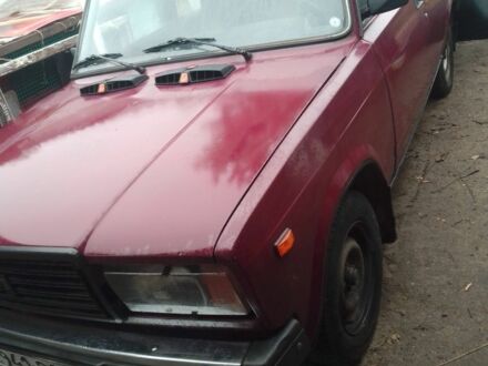 ВАЗ 2107 2002 в Днепре (Днепропетровске) на Automoto.ua Красный ВАЗ 2107, объемом двигателя 1.5 л и пробегом 200 тыс. км за 849 $, фото 1 на Automoto.ua