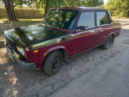 Красный ВАЗ 2107, объемом двигателя 1.5 л и пробегом 177 тыс. км за 950 $, фото 1 на Automoto.ua