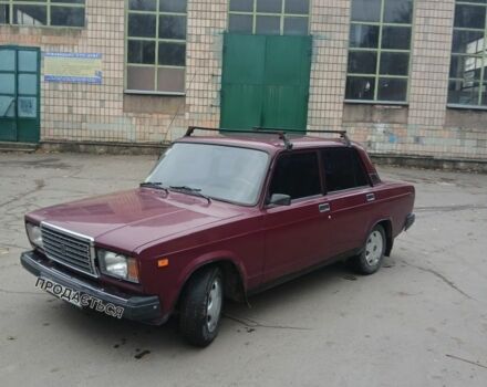 ВАЗ 2107 2002 в Ровно на Automoto.ua Красный ВАЗ 2107, объемом двигателя 0 л и пробегом 170 тыс. км за 1000 $, фото 1 на Automoto.ua