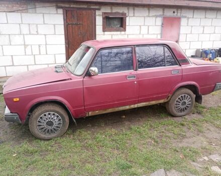 Червоний ВАЗ 2107, об'ємом двигуна 0 л та пробігом 250 тис. км за 900 $, фото 1 на Automoto.ua