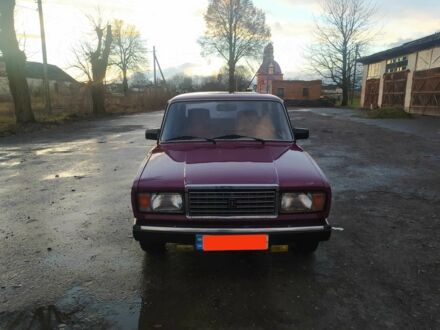 ВАЗ 2107 2003 в Локачи на Automoto.ua Красный ВАЗ 2107, объемом двигателя 1.6 л и пробегом 122 тыс. км за 1400 $, фото 1 на Automoto.ua