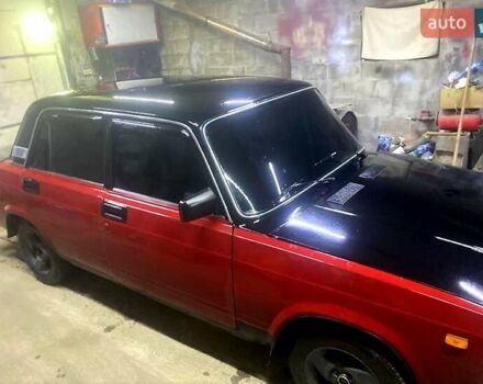 Красный ВАЗ 2107, объемом двигателя 1.5 л и пробегом 280 тыс. км за 2000 $, фото 1 на Automoto.ua