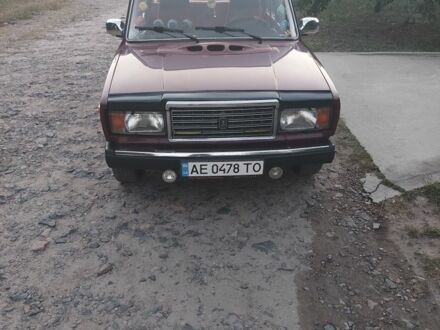 Красный ВАЗ 2107, объемом двигателя 1.6 л и пробегом 99 тыс. км за 1350 $, фото 1 на Automoto.ua