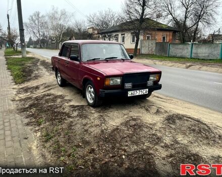Красный ВАЗ 2107, объемом двигателя 1.6 л и пробегом 240 тыс. км за 1500 $, фото 1 на Automoto.ua