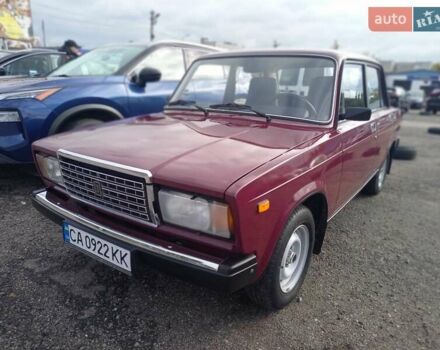 ВАЗ 2107 2003 в Черкассах на Automoto.ua Красный ВАЗ 2107, объемом двигателя 1.5 л и пробегом 22 тыс. км за 3350 $, фото 1 на Automoto.ua